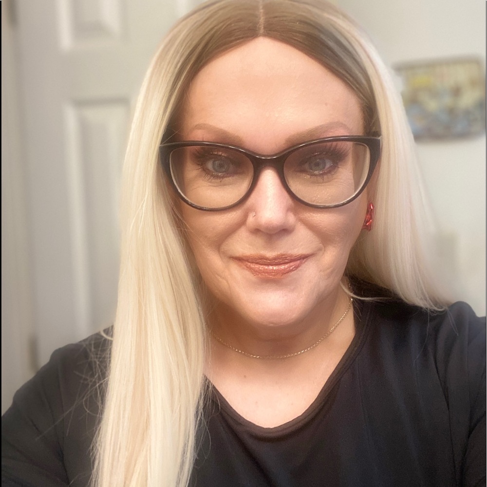 Meet your Posher, Susanna